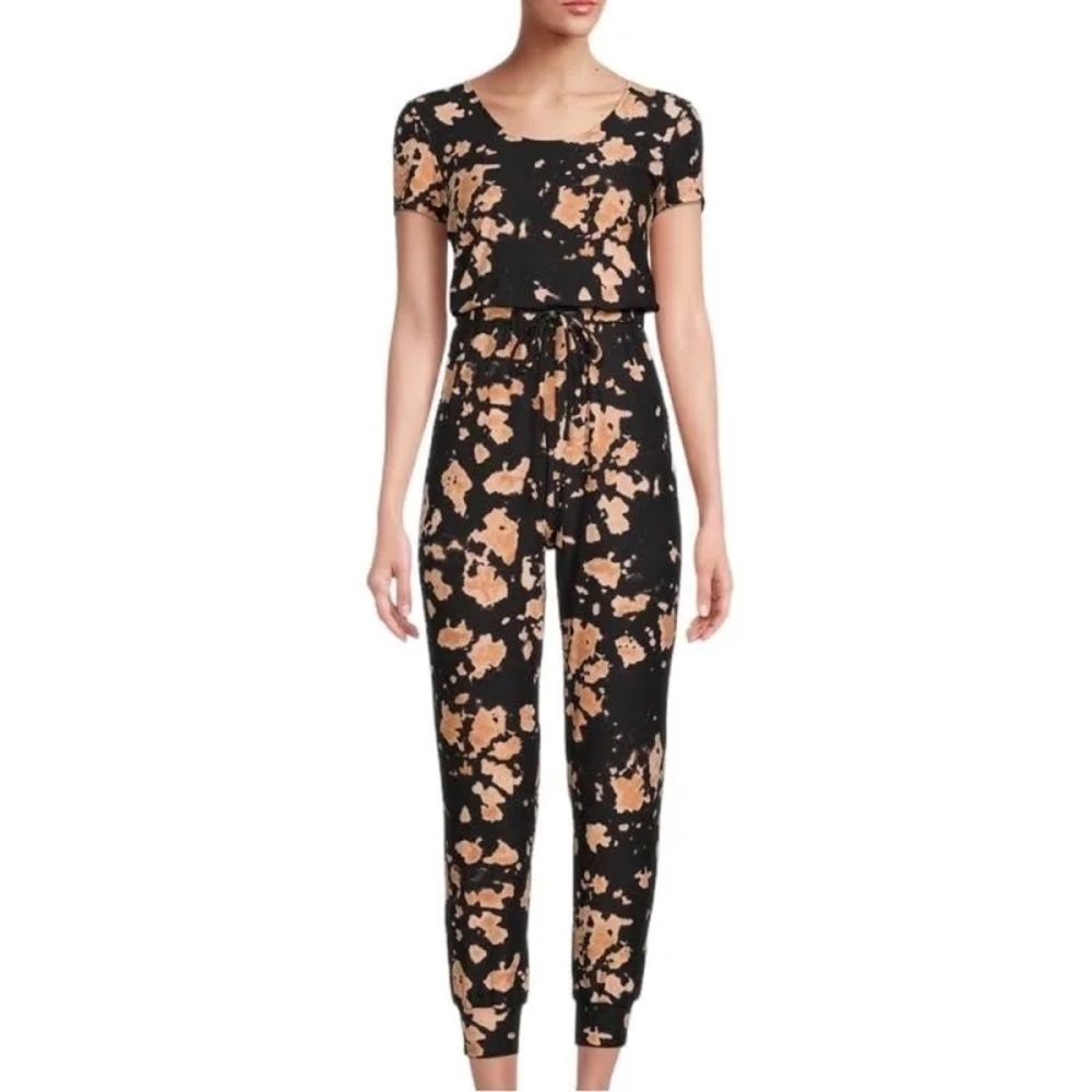 No Boundaries Women’s Jumpsuit - Tie Dye